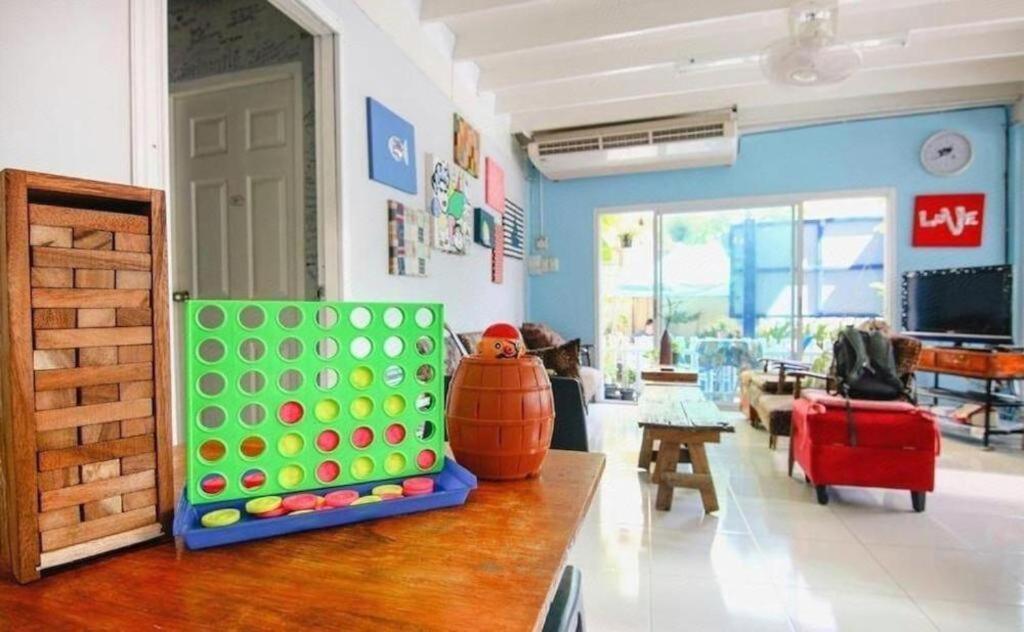 Hua Hin Lub Sabai Hostel Bagian luar foto