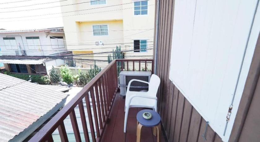 Hua Hin Lub Sabai Hostel Bagian luar foto