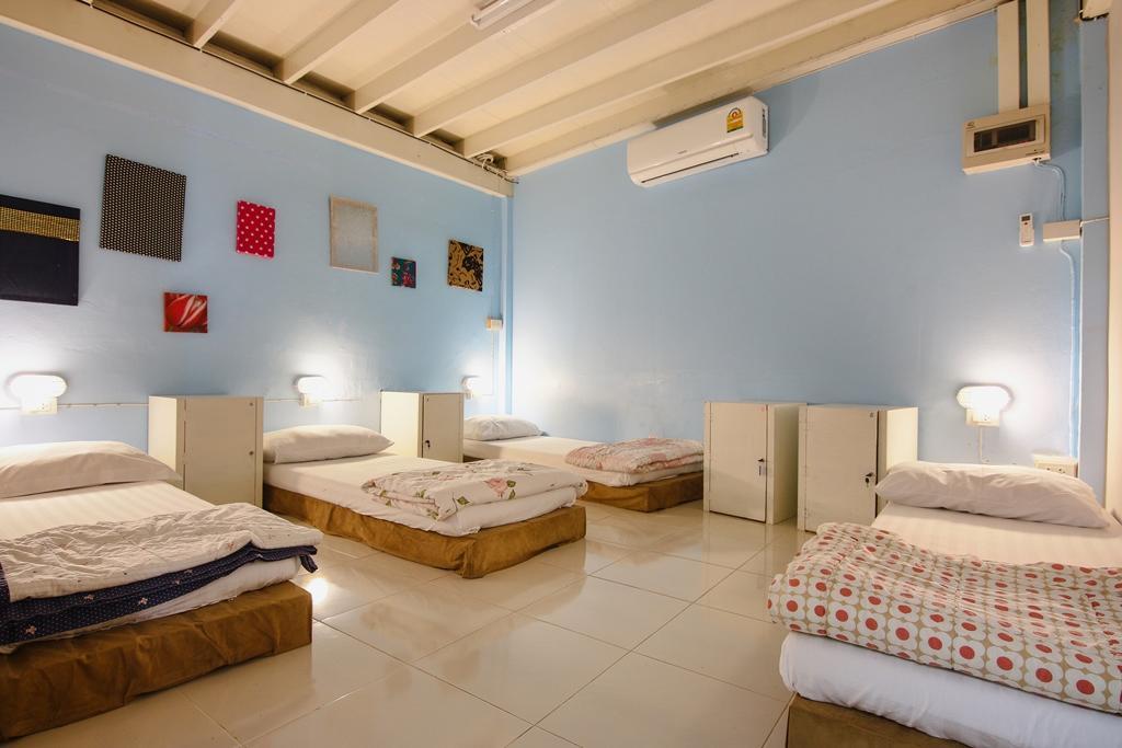 Hua Hin Lub Sabai Hostel Bagian luar foto